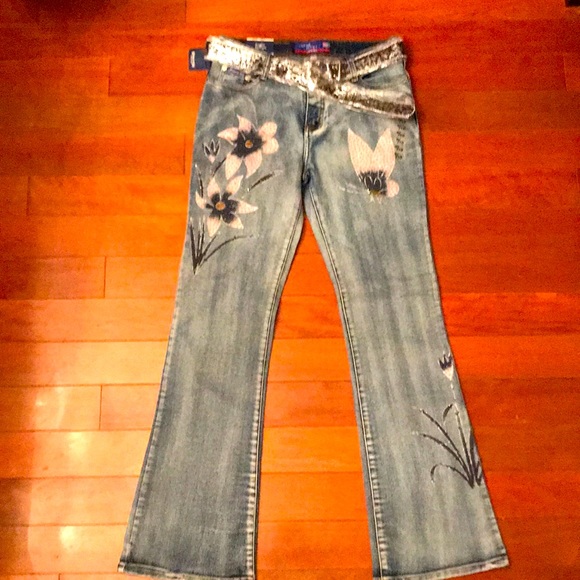 New flare leg denim jeans w/ belt painted & beaded with flowers and butterfly - Picture 3 of 13